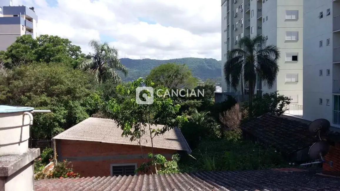 Foto 5 de Terreno / Lote à venda, 1700m2 em Santa Maria - RS