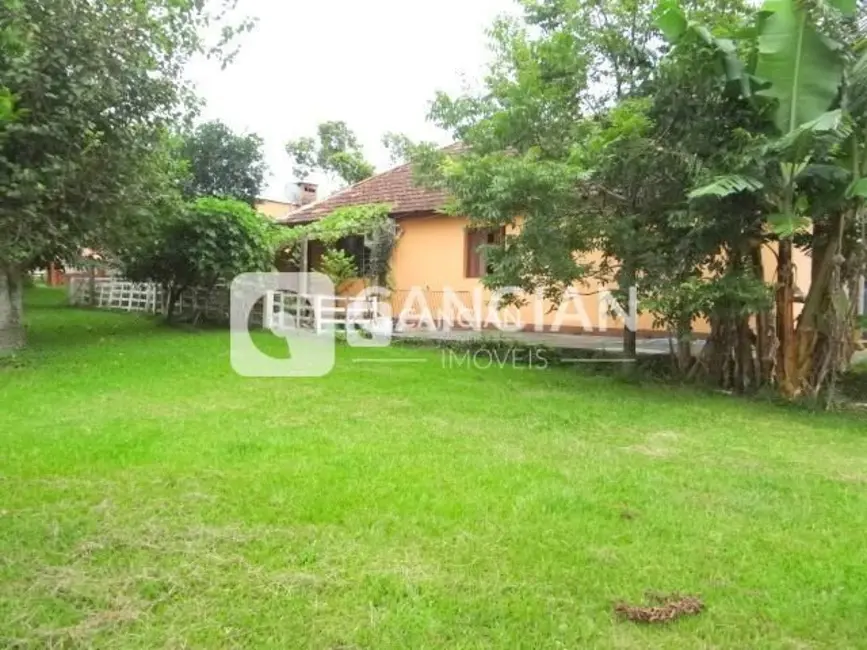 Casa com 3 quartos à venda, 220m2 em Urlândia, Santa Maria - RS - imagem 7 Foto 7 de Casa com 3 quartos à venda, 220m2 em Urlândia, Santa Maria - RS