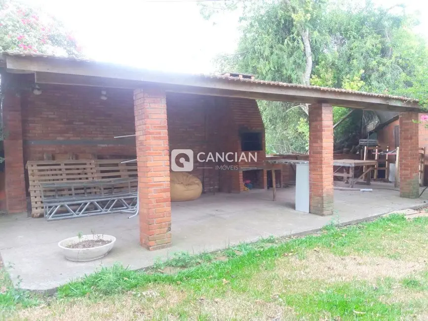 Casa com 3 quartos à venda, 220m2 em Urlândia, Santa Maria - RS - imagem 5 Foto 5 de Casa com 3 quartos à venda, 220m2 em Urlândia, Santa Maria - RS