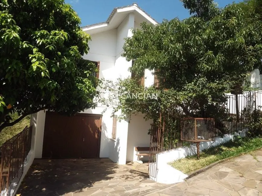 Foto 1 de Casa com 4 quartos à venda, 285m2 em Nossa Senhora de Lourdes, Santa Maria - RS