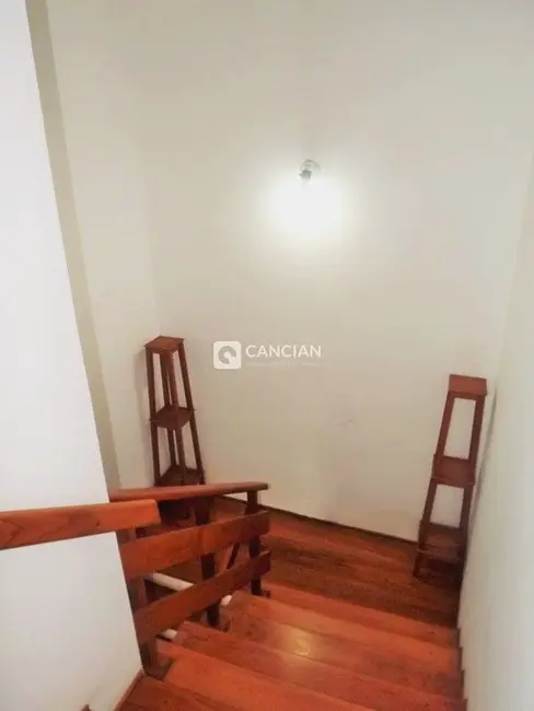 Casa com 4 quartos à venda, 285m2 em Nossa Senhora de Lourdes, Santa Maria - RS - imagem 7 Foto 7 de Casa com 4 quartos à venda, 285m2 em Nossa Senhora de Lourdes, Santa Maria - RS