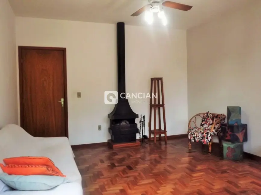 Casa com 4 quartos à venda, 285m2 em Nossa Senhora de Lourdes, Santa Maria - RS - imagem 5 Foto 5 de Casa com 4 quartos à venda, 285m2 em Nossa Senhora de Lourdes, Santa Maria - RS