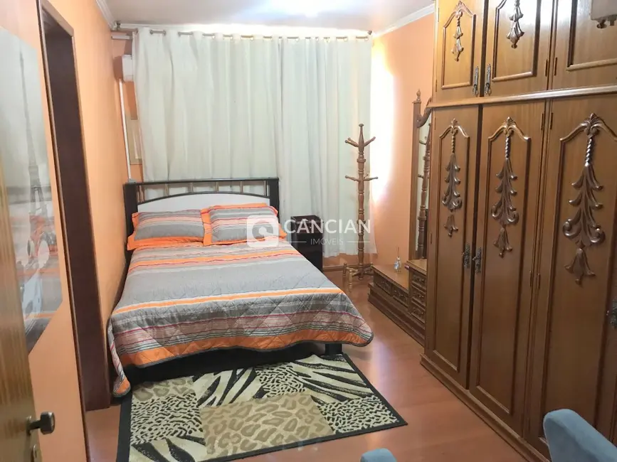 Foto 9 de Apartamento com 3 quartos à venda, 130m2 em Duque de Caxias, Santa Maria - RS