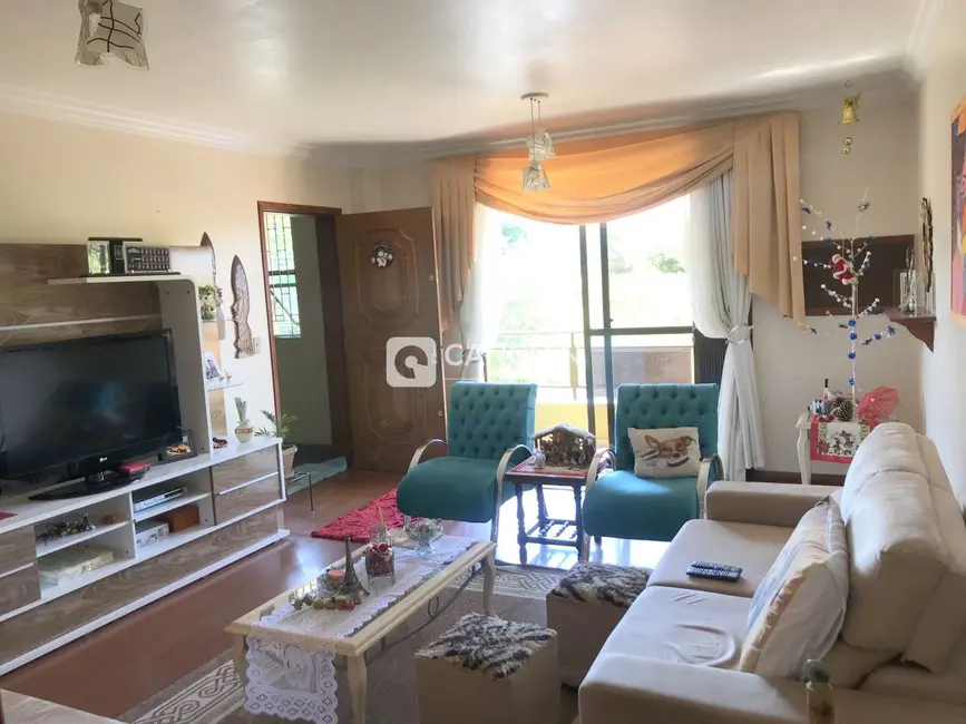 Foto 3 de Apartamento com 3 quartos à venda, 130m2 em Duque de Caxias, Santa Maria - RS