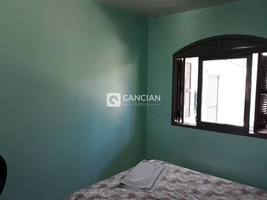 Casa com 3 quartos à venda, 196m2 em Camobi, Santa Maria - RS - imagem 9 Foto 9 de Casa com 3 quartos à venda, 196m2 em Camobi, Santa Maria - RS
