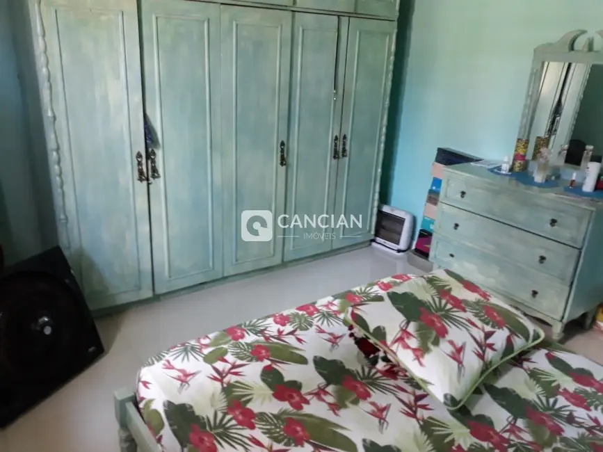 Casa com 3 quartos à venda, 196m2 em Camobi, Santa Maria - RS - imagem 8 Foto 8 de Casa com 3 quartos à venda, 196m2 em Camobi, Santa Maria - RS