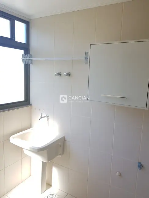 Apartamento com 3 quartos à venda, 93m2 em Centro, Santa Maria - RS - imagem 9 Foto 9 de Apartamento com 3 quartos à venda, 93m2 em Centro, Santa Maria - RS