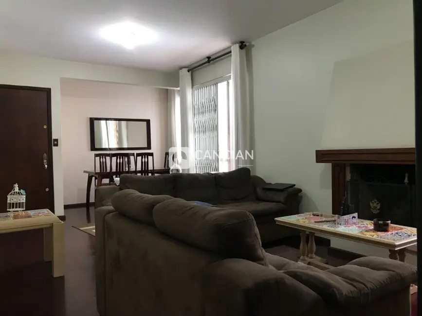 Foto 4 de Apartamento com 4 quartos à venda, 127m2 em Bonfim, Santa Maria - RS