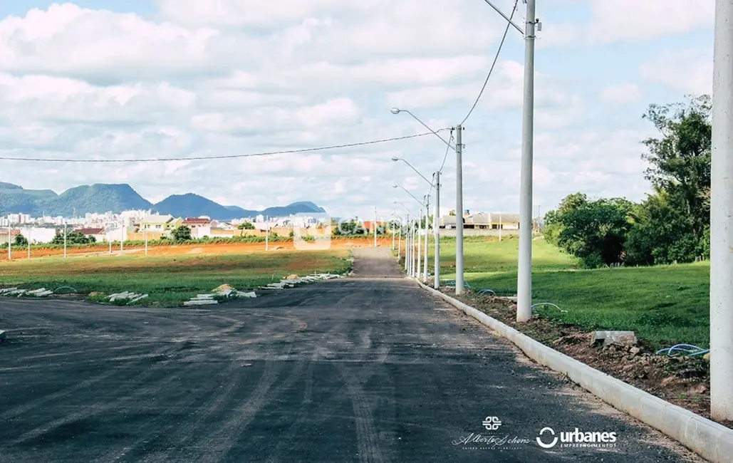 Foto 1 de Terreno / Lote à venda, 315m2 em Pinheiro Machado, Santa Maria - RS