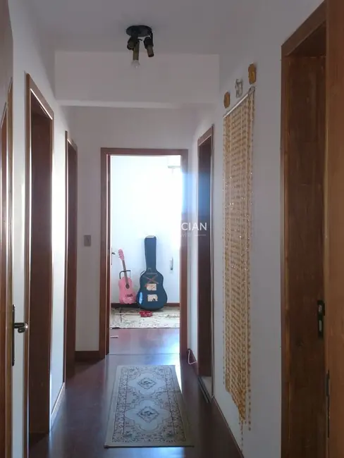 Foto 5 de Apartamento com 4 quartos à venda, 165m2 em Bonfim, Santa Maria - RS