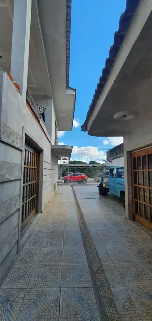 Casa com 5 quartos à venda, 700m2 em Camobi, Santa Maria - RS - imagem 9 Foto 9 de Casa com 5 quartos à venda, 700m2 em Camobi, Santa Maria - RS