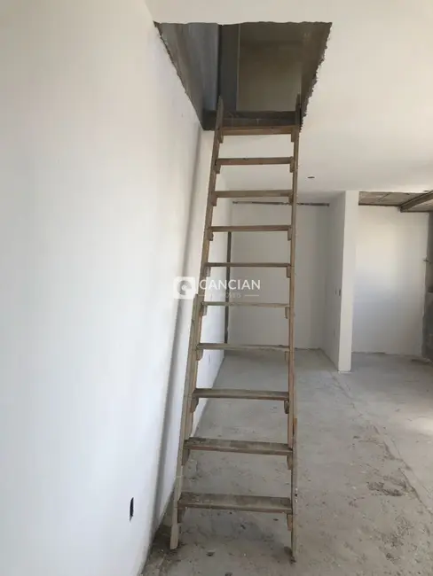 Foto 3 de Cobertura com 2 quartos à venda, 90m2 em Centro, Santa Maria - RS