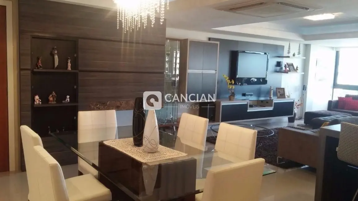 Foto 6 de Apartamento com 3 quartos à venda, 187m2 em Nossa Senhora Medianeira, Santa Maria - RS