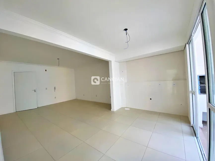 Foto 3 de Apartamento com 2 quartos à venda, 65m2 em Centro, Santa Maria - RS