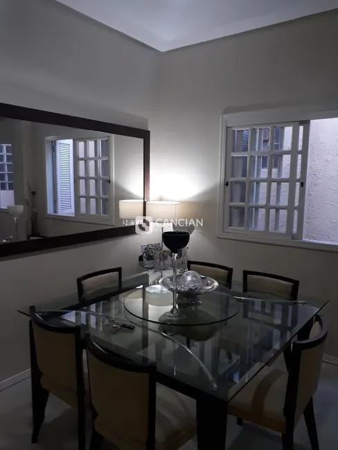 Foto 6 de Casa com 2 quartos à venda, 174m2 em Bonfim, Santa Maria - RS