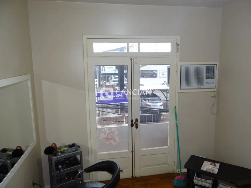 Sala Comercial à venda, 72m2 em Centro, Santa Maria - RS - imagem 5 Foto 5 de Sala Comercial à venda, 72m2 em Centro, Santa Maria - RS