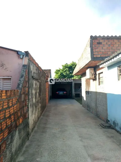 Foto 5 de Casa com 2 quartos à venda, 106m2 em Urlândia, Santa Maria - RS