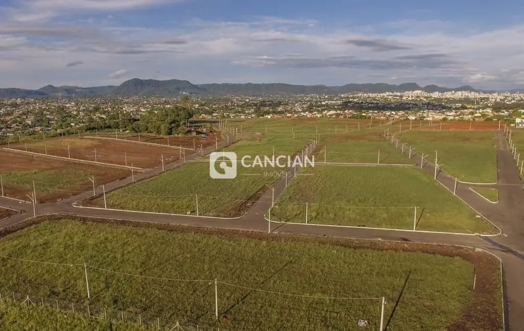 Foto 3 de Terreno / Lote à venda, 323m2 em Pinheiro Machado, Santa Maria - RS