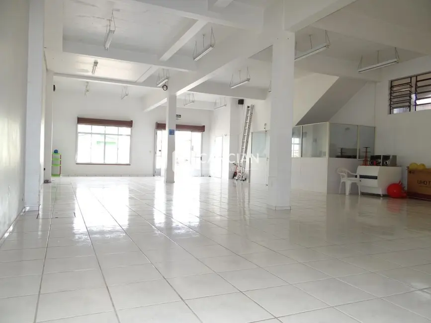 Foto 6 de Sala Comercial para alugar, 220m2 em São João, Santa Maria - RS