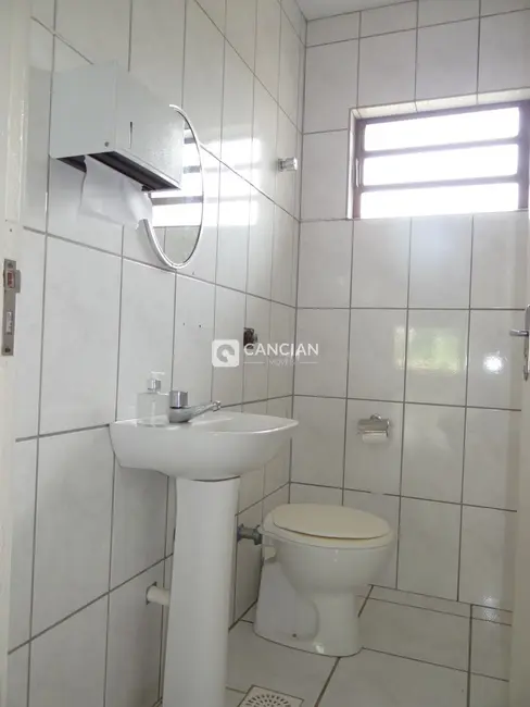 Foto 3 de Sala Comercial para alugar, 220m2 em São João, Santa Maria - RS