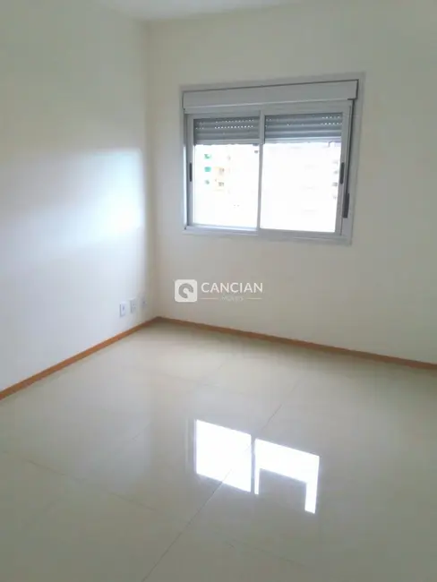 Apartamento com 2 quartos para alugar, 66m2 em Centro, Santa Maria - RS - imagem 8 Foto 8 de Apartamento com 2 quartos para alugar, 66m2 em Centro, Santa Maria - RS