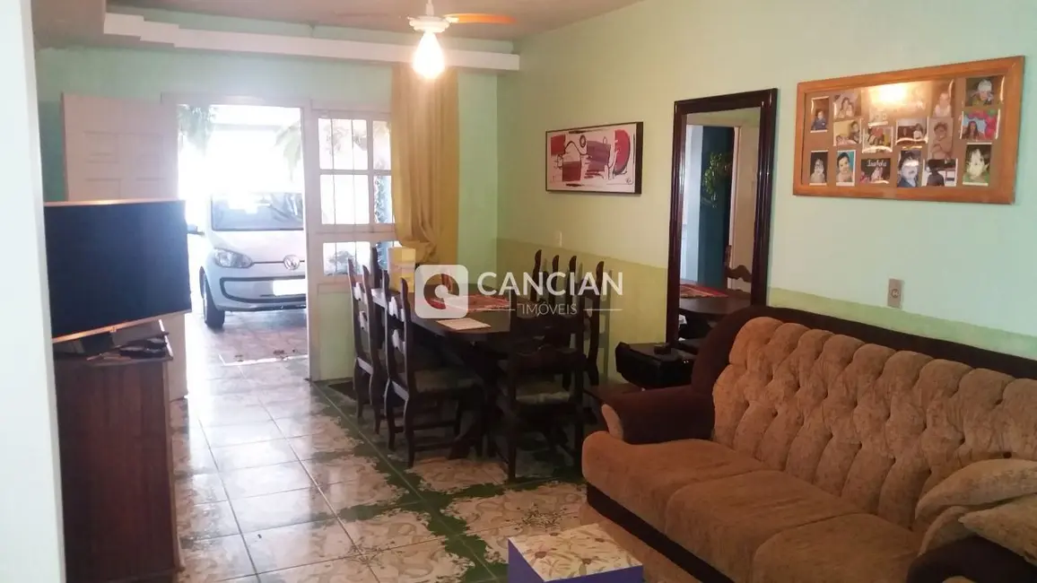 Casa com 3 quartos à venda, 195m2 em Camobi, Santa Maria - RS - imagem 5 Foto 5 de Casa com 3 quartos à venda, 195m2 em Camobi, Santa Maria - RS