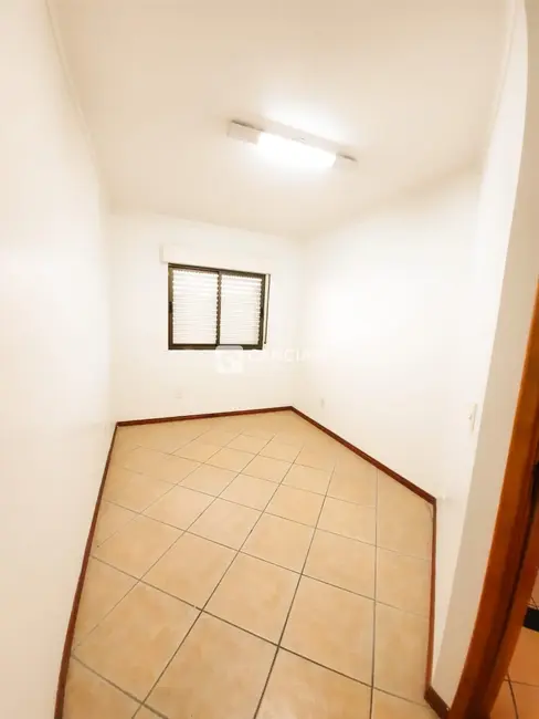 Foto 6 de Apartamento com 2 quartos à venda, 58m2 em Centro, Santa Maria - RS
