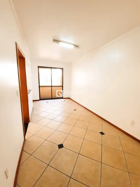 Foto 4 de Apartamento com 2 quartos à venda, 58m2 em Centro, Santa Maria - RS