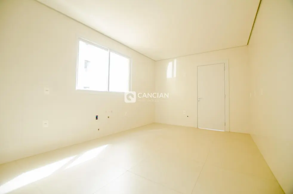 Foto 8 de Apartamento com 3 quartos à venda, 170m2 em Nossa Senhora de Lourdes, Santa Maria - RS
