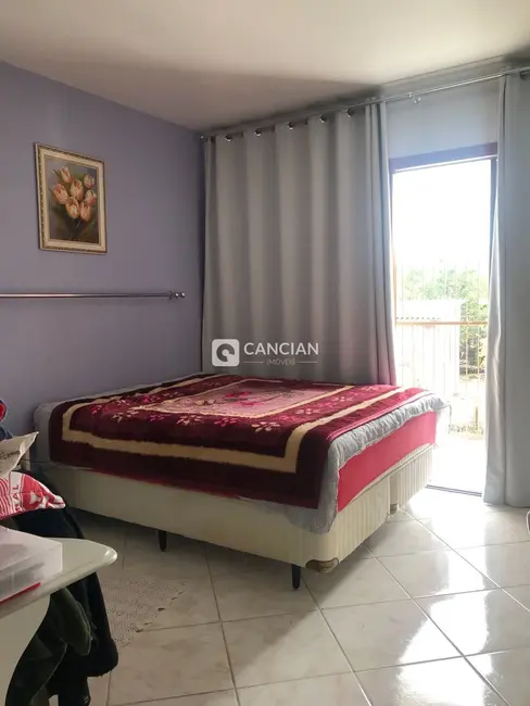 Casa com 2 quartos à venda, 185m2 em Urlândia, Santa Maria - RS - imagem 7 Foto 7 de Casa com 2 quartos à venda, 185m2 em Urlândia, Santa Maria - RS