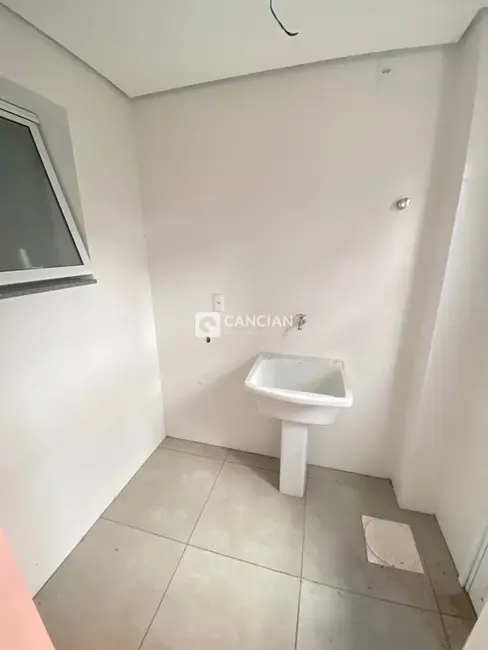 Foto 7 de Casa de Condomínio com 2 quartos à venda, 70m2 em Lorenzi, Santa Maria - RS