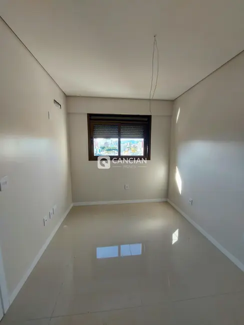 Foto 7 de Cobertura com 4 quartos à venda, 234m2 em Nossa Senhora Medianeira, Santa Maria - RS