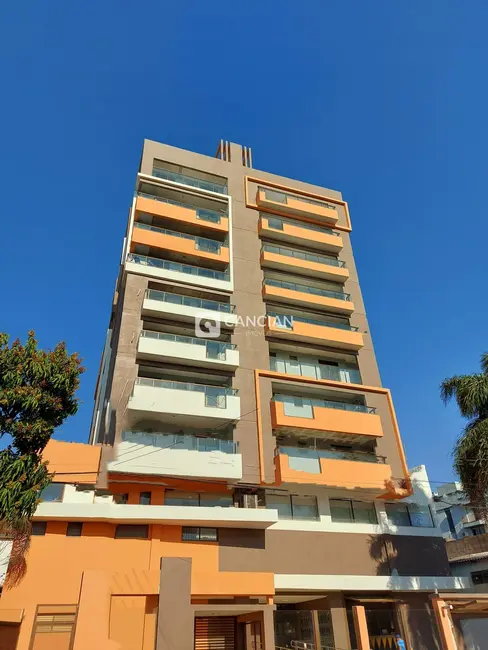 Foto 1 de Cobertura com 3 quartos à venda, 278m2 em Nossa Senhora Medianeira, Santa Maria - RS