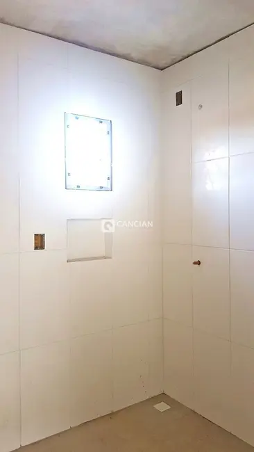 Casa com 3 quartos à venda, 104m2 em Presidente João Goulart, Santa Maria - RS - imagem 3 Foto 3 de Casa com 3 quartos à venda, 104m2 em Presidente João Goulart, Santa Maria - RS