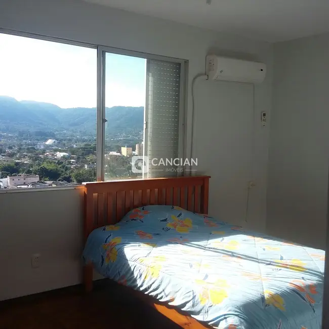 Foto 9 de Apartamento com 2 quartos para alugar, 90m2 em Centro, Santa Maria - RS