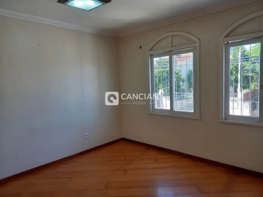 Foto 7 de Casa com 6 quartos à venda, 390m2 em Santa Maria - RS
