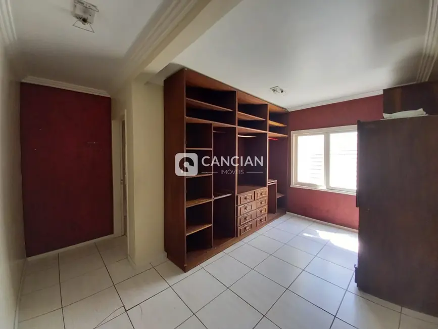 Foto 9 de Casa com 6 quartos à venda, 390m2 em Santa Maria - RS