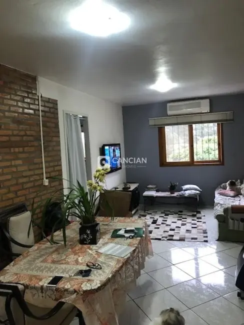 Casa com 4 quartos à venda, 250m2 em Tomazetti, Santa Maria - RS - imagem 7 Foto 7 de Casa com 4 quartos à venda, 250m2 em Tomazetti, Santa Maria - RS