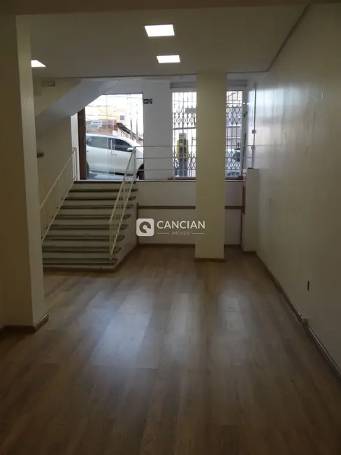 Sala Comercial à venda, 122m2 em Centro, Santa Maria - RS - imagem 3 Foto 3 de Sala Comercial à venda, 122m2 em Centro, Santa Maria - RS