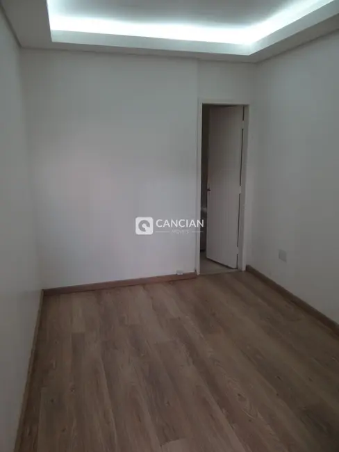 Sala Comercial à venda, 122m2 em Centro, Santa Maria - RS - imagem 5 Foto 5 de Sala Comercial à venda, 122m2 em Centro, Santa Maria - RS