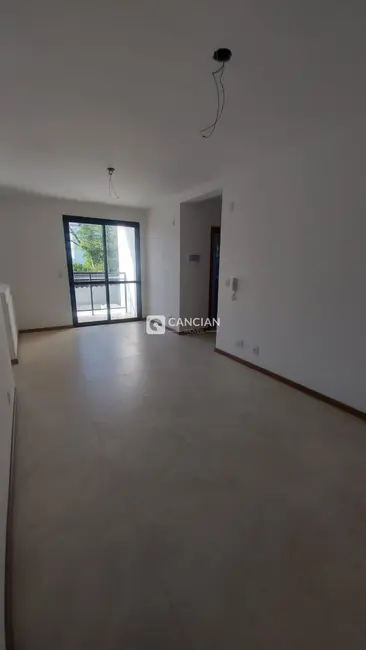 Foto 4 de Apartamento com 2 quartos à venda, 71m2 em Nossa Senhora de Fátima, Santa Maria - RS