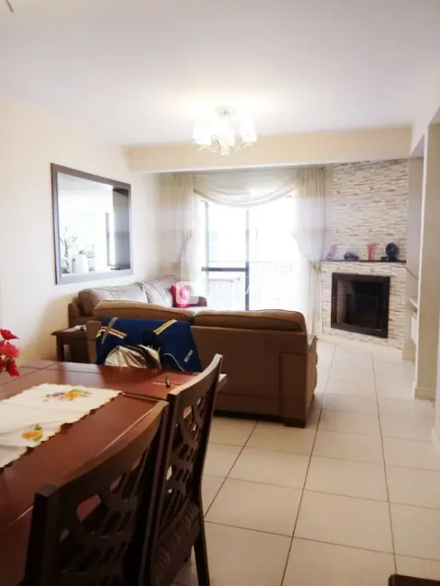 Foto 7 de Apartamento com 3 quartos à venda, 133m2 em Nossa Senhora de Lourdes, Santa Maria - RS