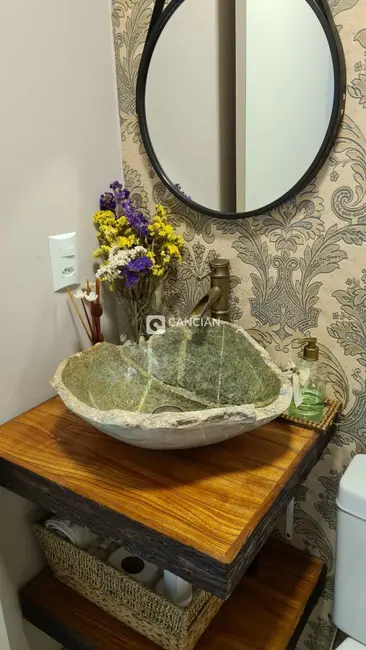 Foto 8 de Casa de Condomínio com 3 quartos à venda, 149m2 em Camobi, Santa Maria - RS