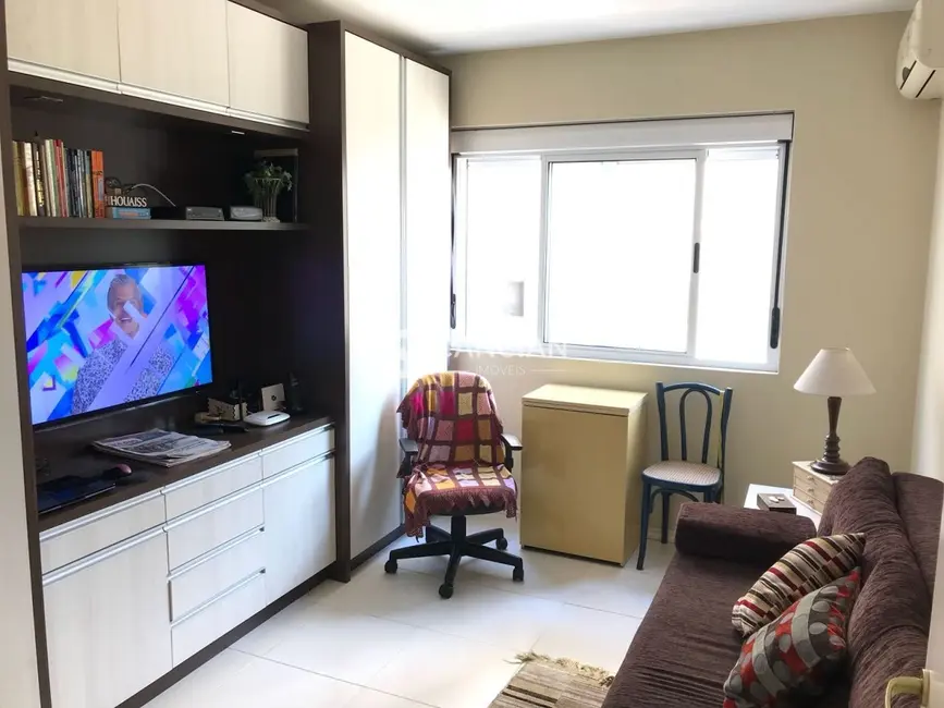 Foto 7 de Apartamento com 2 quartos à venda, 80m2 em Nossa Senhora de Lourdes, Santa Maria - RS