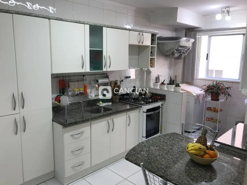 Foto 8 de Apartamento com 2 quartos à venda, 80m2 em Nossa Senhora de Lourdes, Santa Maria - RS