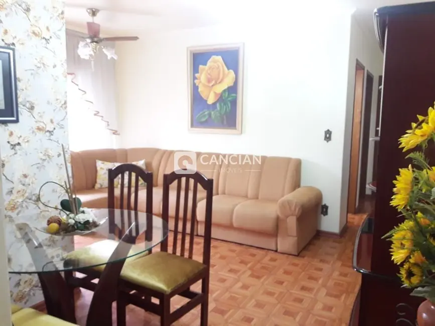 Foto 2 de Apartamento com 2 quartos à venda, 72m2 em Nossa Senhora das Dores, Santa Maria - RS
