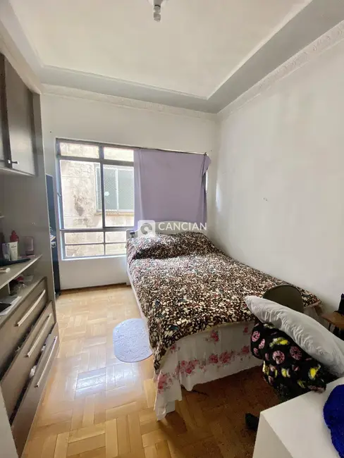 Foto 4 de Apartamento com 3 quartos à venda, 89m2 em Centro, Santa Maria - RS