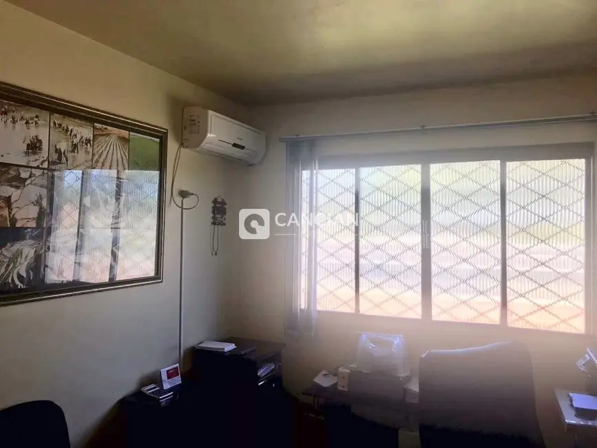 Foto 4 de Casa com 4 quartos à venda, 205m2 em Sao Borja - RS