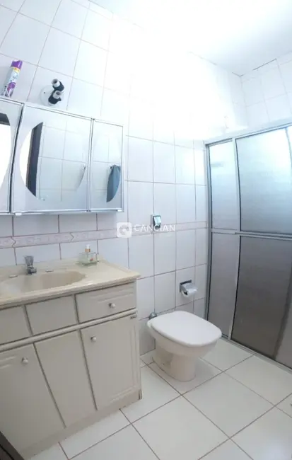 Casa com 3 quartos à venda, 243m2 em Presidente João Goulart, Santa Maria - RS - imagem 9 Foto 9 de Casa com 3 quartos à venda, 243m2 em Presidente João Goulart, Santa Maria - RS