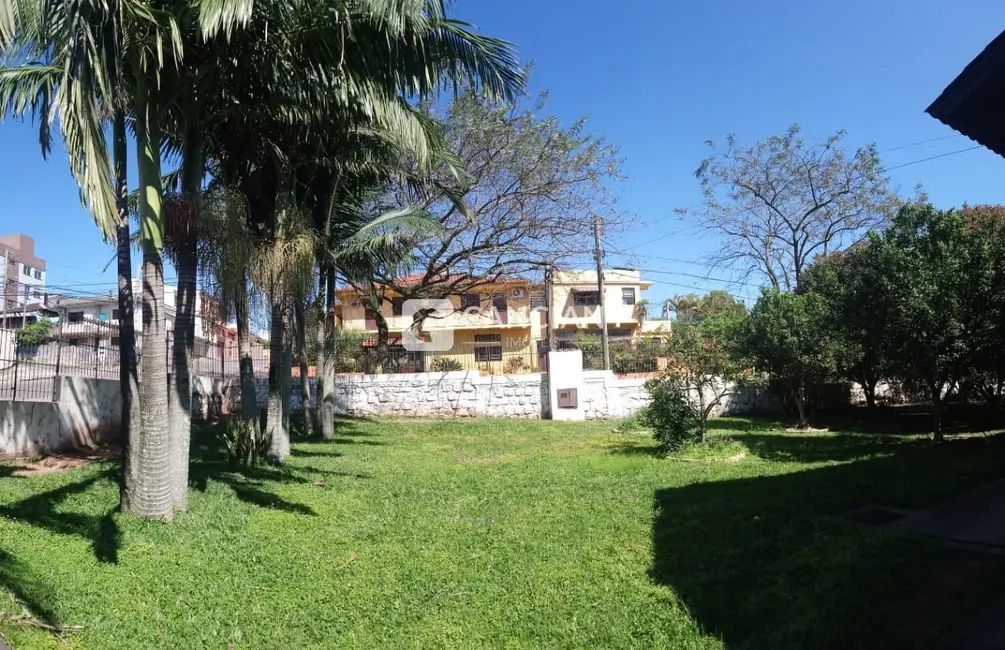 Casa com 3 quartos à venda, 243m2 em Presidente João Goulart, Santa Maria - RS - imagem 4 Foto 4 de Casa com 3 quartos à venda, 243m2 em Presidente João Goulart, Santa Maria - RS